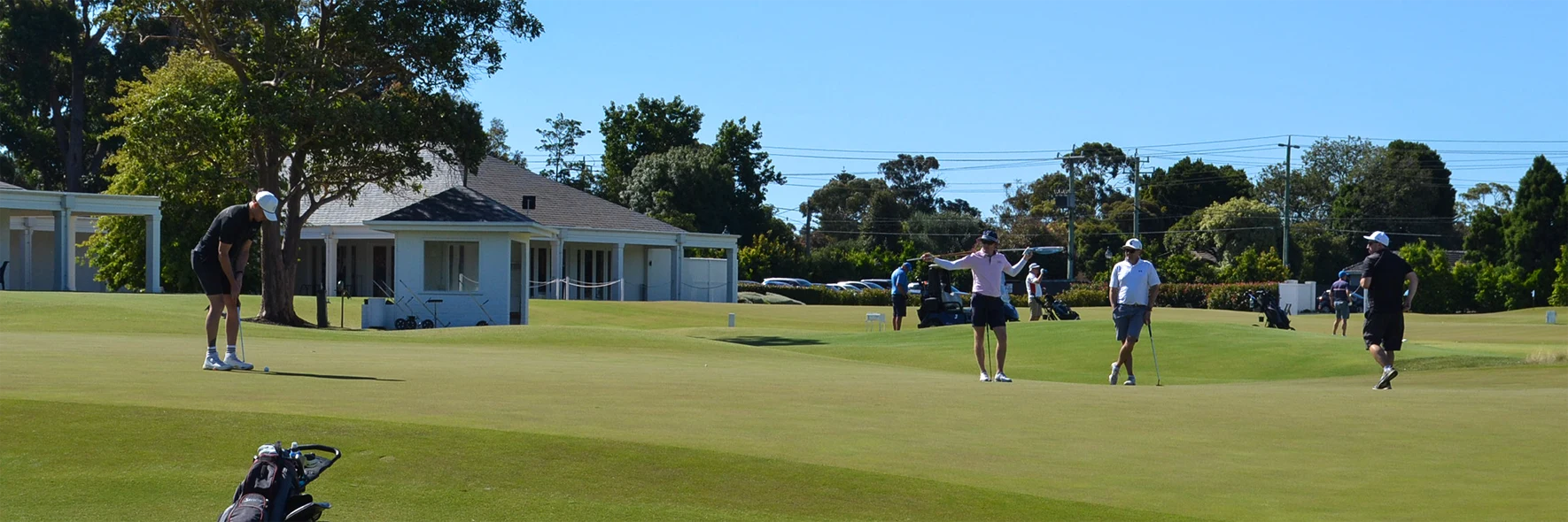 Game on outdoor golf course